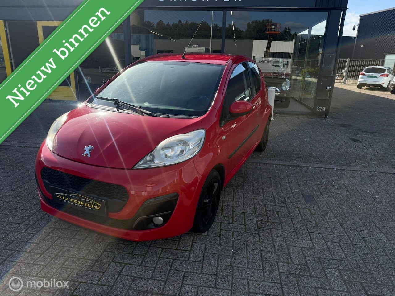Peugeot 107 - 1.0-12V XS airco centraal stuurbekrachtiging - AutoWereld.nl