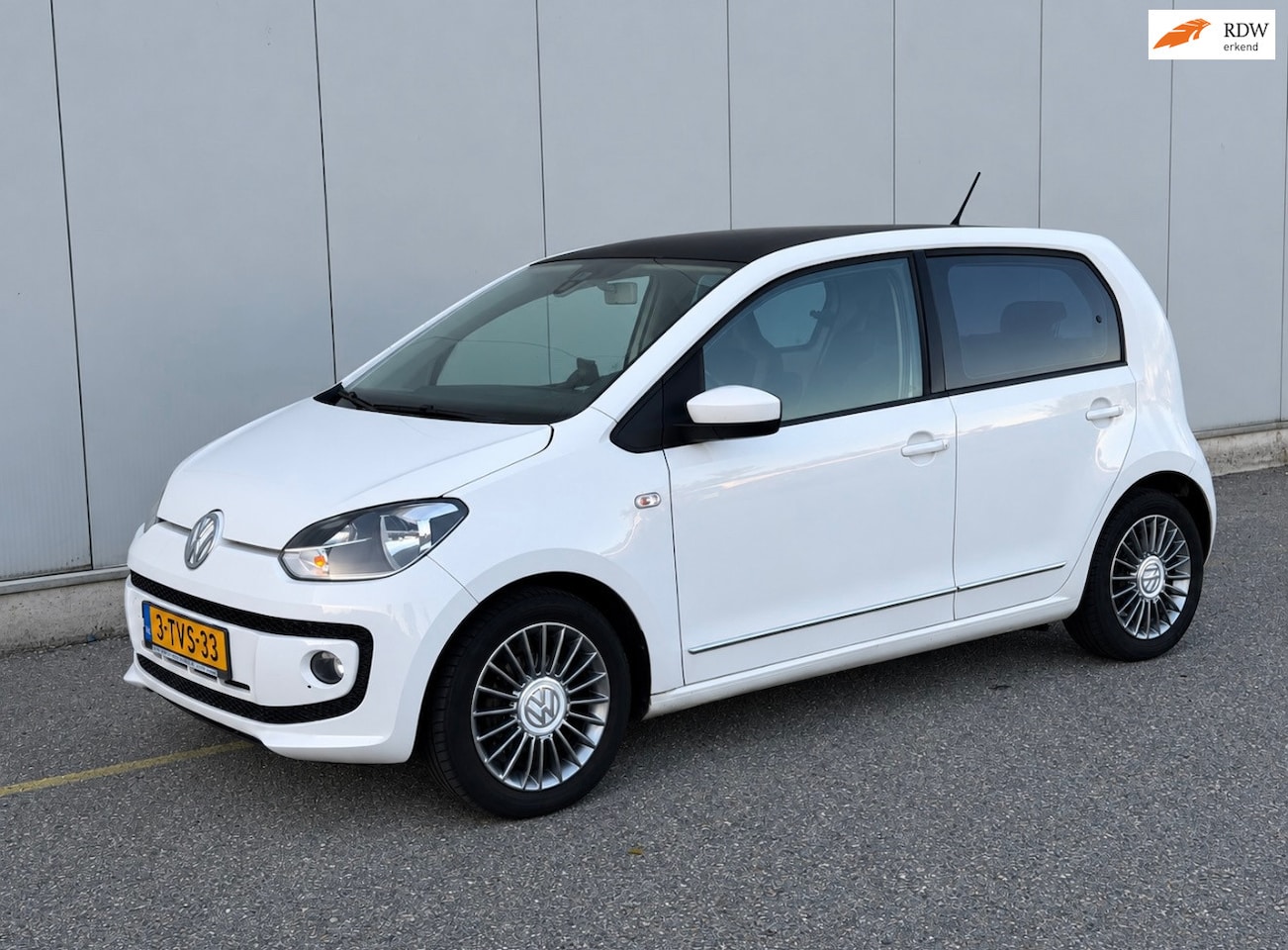 Volkswagen Up! - Bluemotion | Apk tot 5-27 | Airco| Navi | Parkeer Sensor - AutoWereld.nl