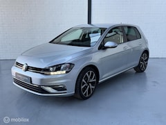 Volkswagen Golf - 1.4 TSI Highline Carplay Navi