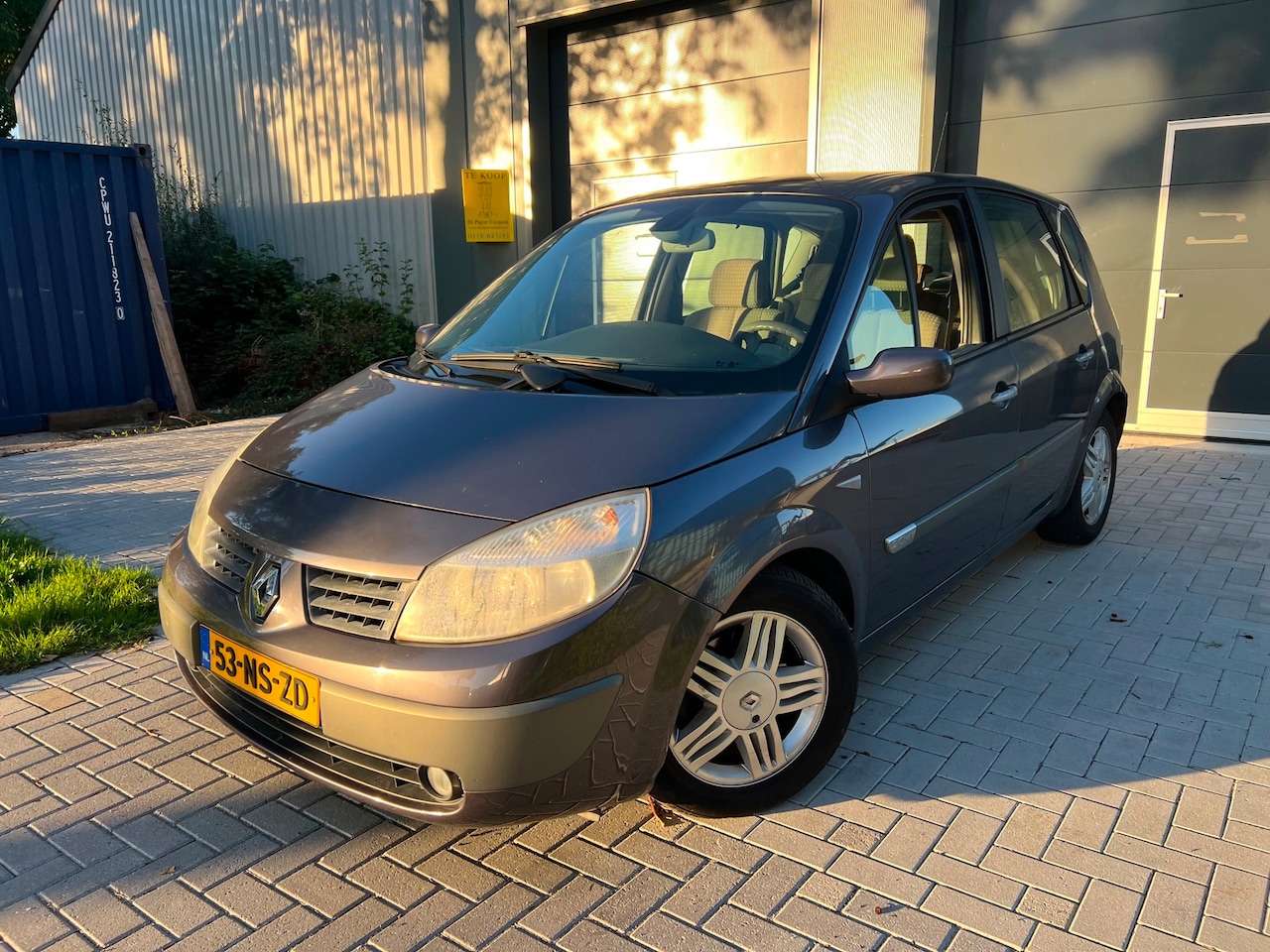 Renault Scénic - 2.0-16V Automaat Vol Jaar apk - AutoWereld.nl