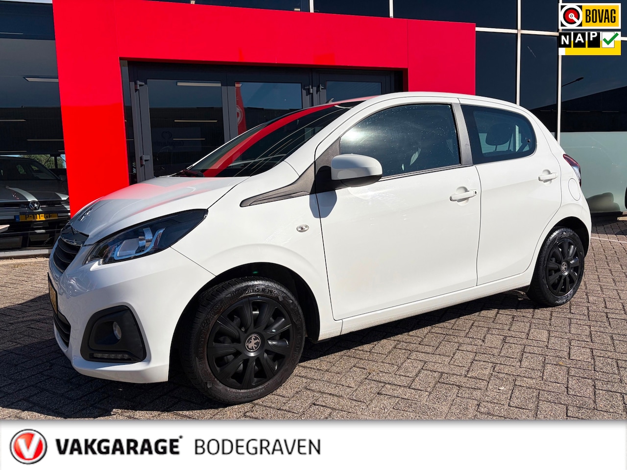 Peugeot 108 - 1.0 e-VTi Active Black Line - AutoWereld.nl