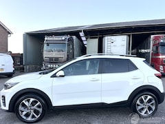 Kia Stonic - 1.0 T-GDi MHEV 101pk GT-Line - nap - 1e eig - navi - camera - 1/2 leer - stuur + stoelverw