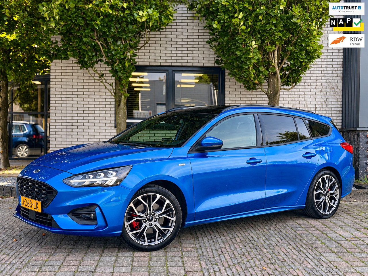 Ford Focus Wagon - 1.0 EcoBoost Hybrid ST Line X Business DealerOnderhouden|B&O|Pano|Navi|PDC V/A+Camera|Clim - AutoWereld.nl