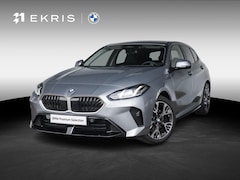 BMW 1-serie - 120 | M Sport | Achteruitrijcamera | Stoelverwarming | PDC | 18''