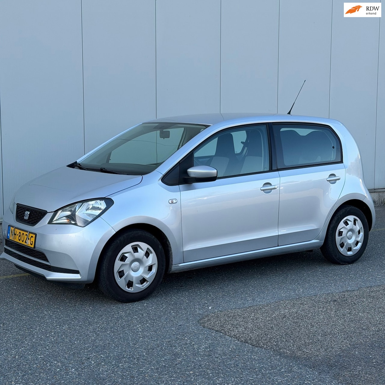 SEAT Mii - 1.0 Style Chic | Airco | APK tot 02-27| 5-deurs - AutoWereld.nl