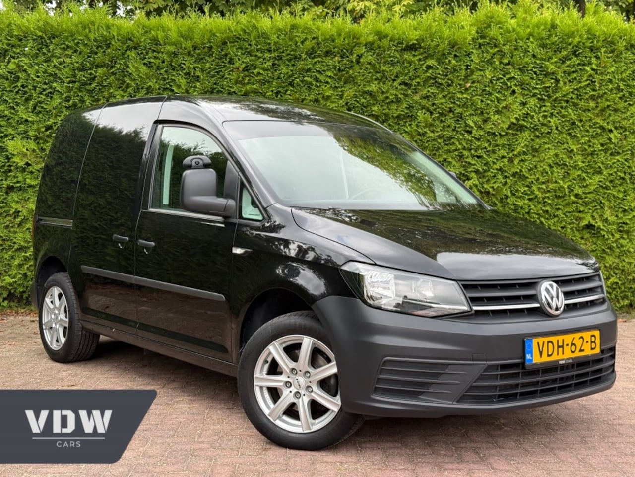 Volkswagen Caddy - 2.0 TDI L1H1 Airco / Cruise / Trekhaak / Nieuwe APK - AutoWereld.nl