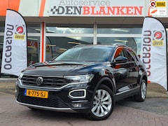 Volkswagen T-Roc - 1.5 TSI Style Automaat BJ.11-2021 / Navi / Climate Control / Camera / Led / Stoelverwarmin