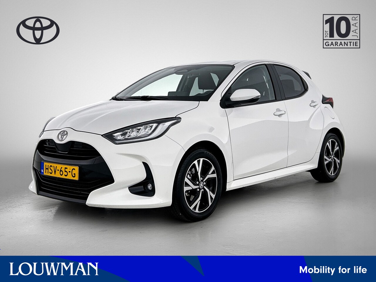 Toyota Yaris - Hybrid 115 Dynamic | Navigatie | 16" Lichtmetalen velgen | - AutoWereld.nl