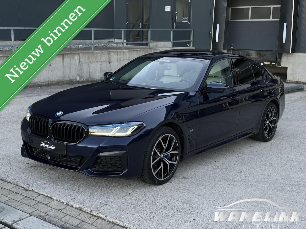 BMW 5-serie - 530e xDrive High Executive M-Sport Tanzanite - AutoWereld.nl