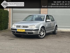 Volkswagen Golf - 1.6-16V Trendline