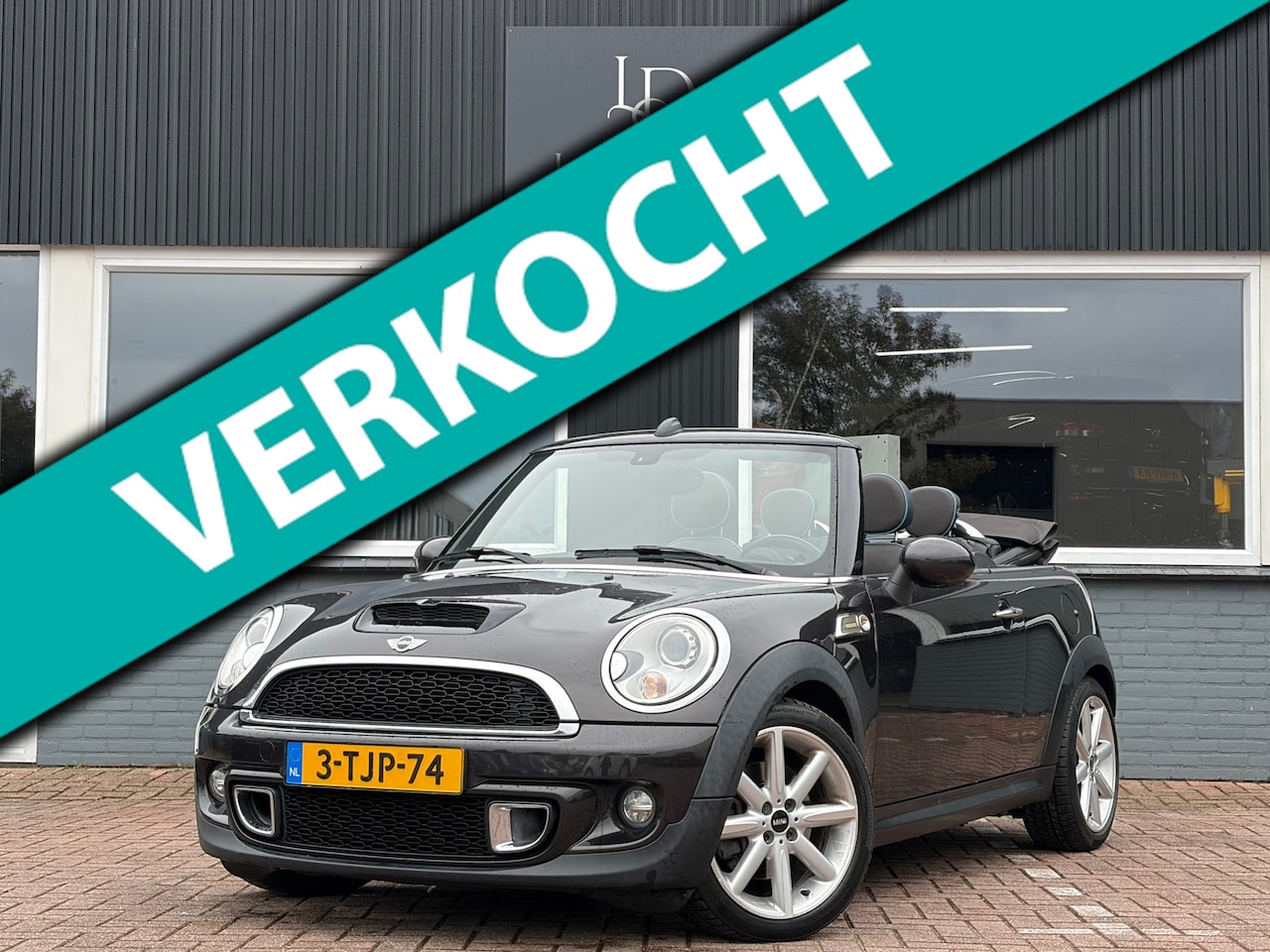 MINI Cabrio - 1.6 Cooper S Stoelverwarming / Leder / Nette! - AutoWereld.nl