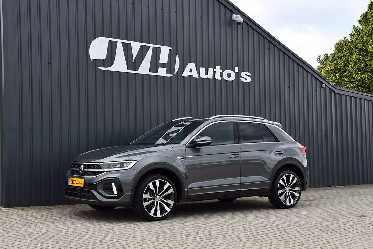 Volkswagen T-Roc - 1.5 TSi 150pk AUT/DSG (2x)R-Line 03-2025 | Virtual CP | LED-Performance | IQ-Drive - AutoWereld.nl