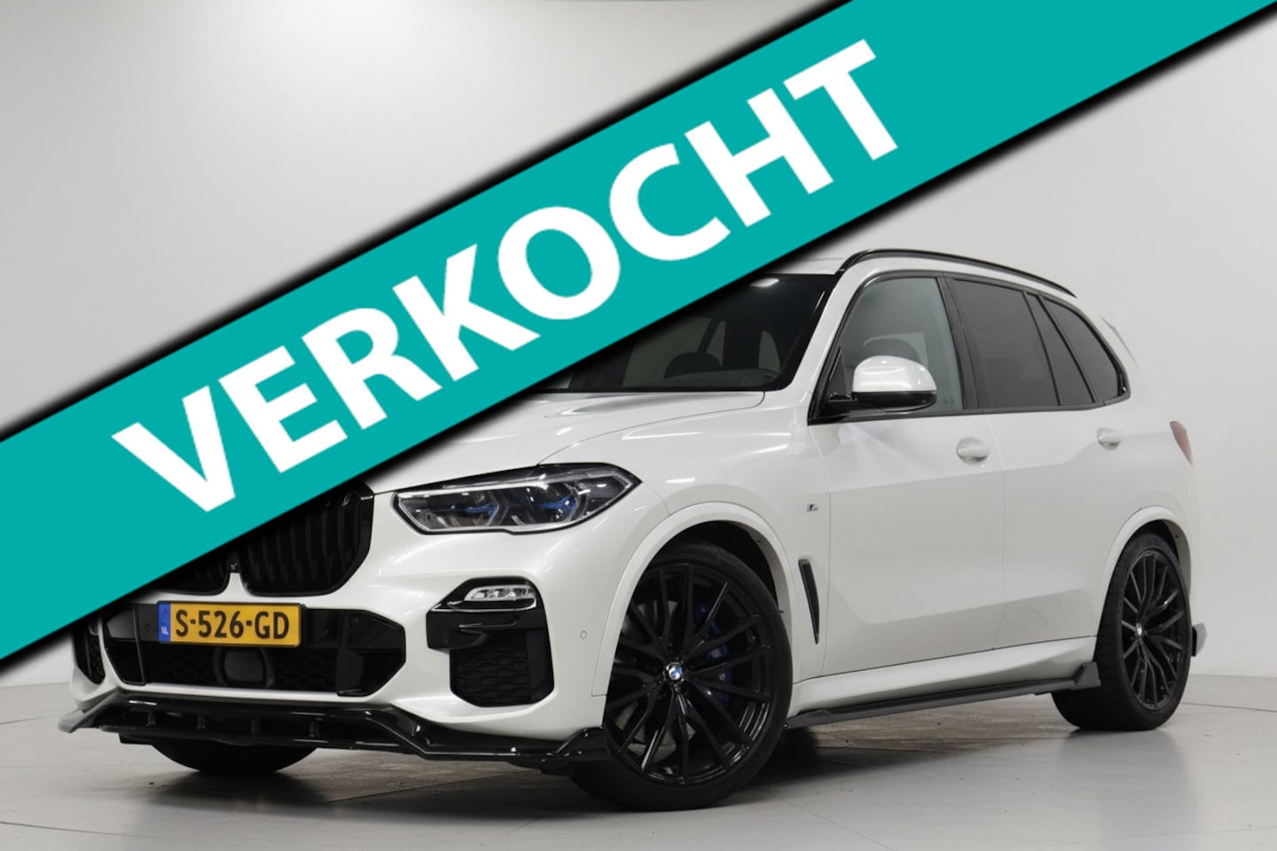 BMW X5 - XDrive40i High Executive M-Sport Softclose Luchtvering Panoramadak Skylounge Keyless Massa - AutoWereld.nl