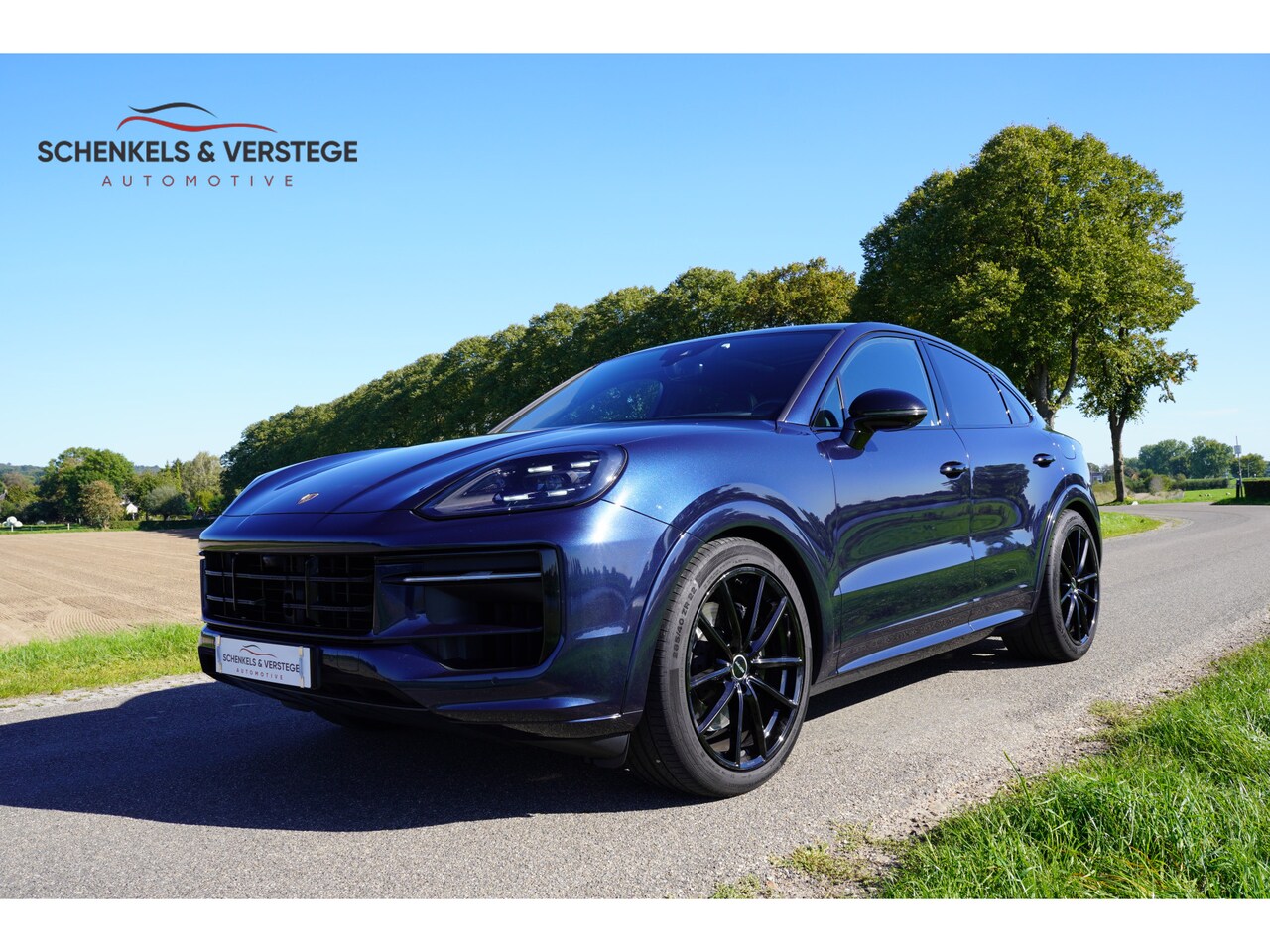 Porsche Cayenne Coupé - 3.0 E-Hybrid / BTW / Sport Design / Pano / Trekhaak / Sport Chrono / Adaptief Cruise / - AutoWereld.nl