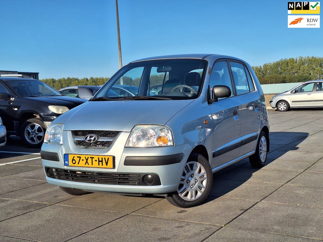 Hyundai Atos - €1850,-1.1i Active Joy Airco + Trekhaak Nap - AutoWereld.nl