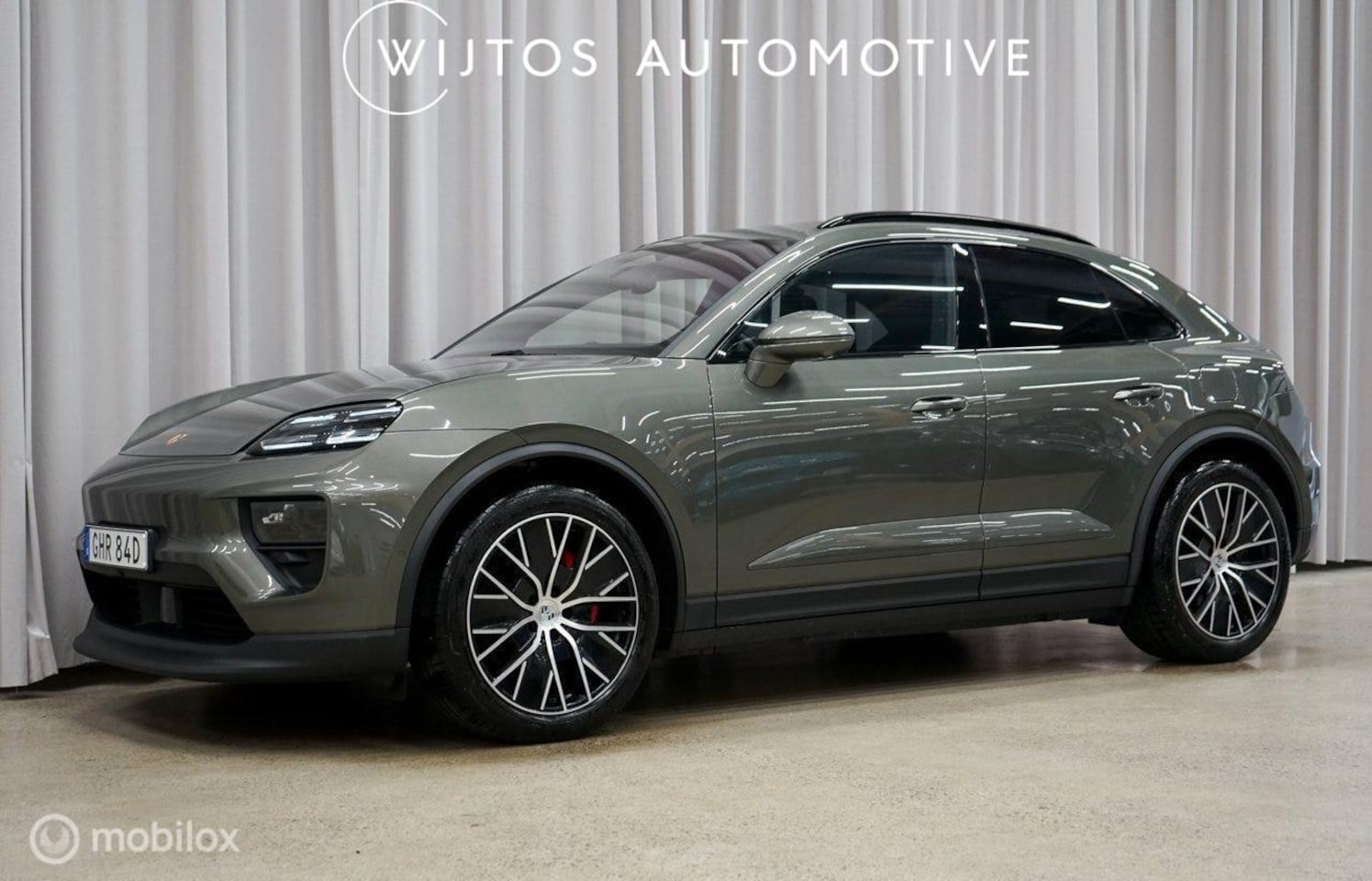 Porsche Macan - 4 S 100 kWh 4 S 100 kWh, luchtv, 4WS, pano, trekhaak - AutoWereld.nl