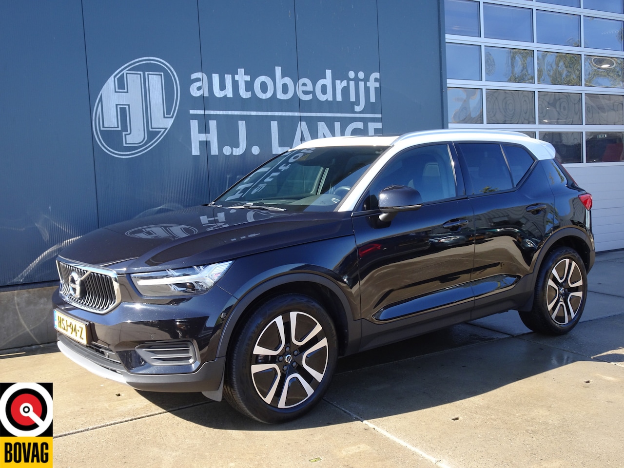Volvo XC40 - 2.0 T4 Momentum Pro 2.0 T4 Momentum Pro - AutoWereld.nl