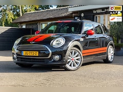 MINI Clubman - 1.5 Cooper Chili Serious Business Panoramadak I Leder Alcantara I Sportstoelen I Navigatie
