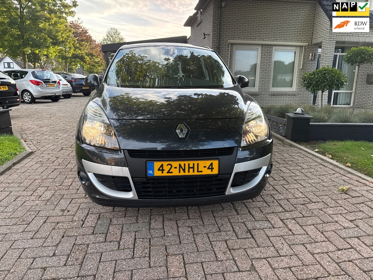 Renault Scénic - 1.6 Dynamique 94000 KM!!!!!1!! - AutoWereld.nl
