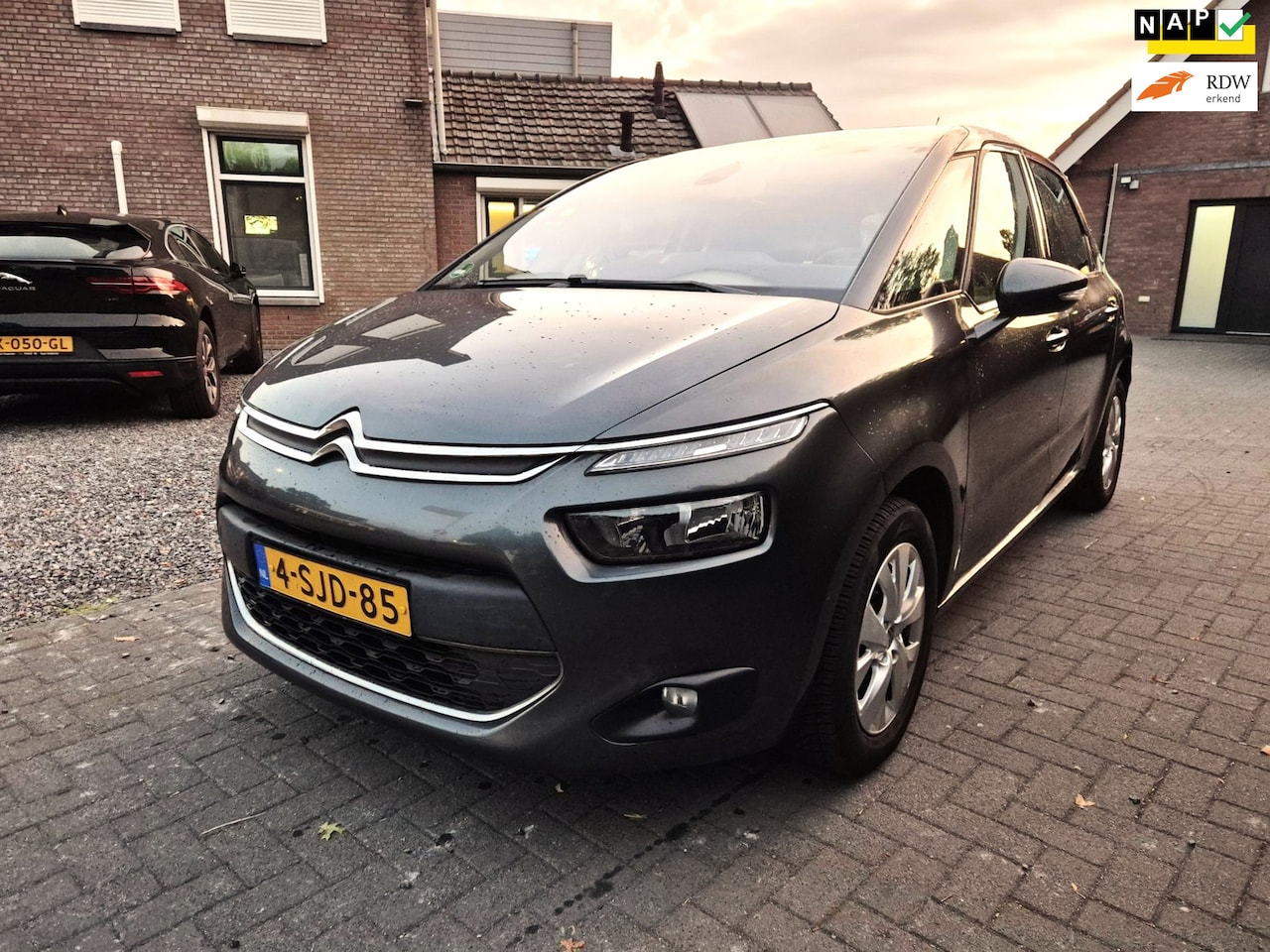Citroën C4 Picasso - 1.6 T Business - AutoWereld.nl