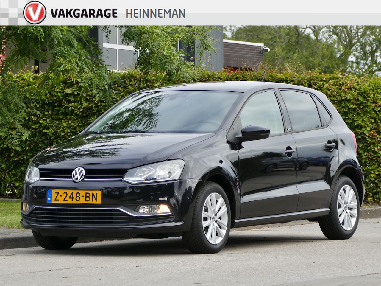 Volkswagen Polo - 1.0 Comfortline | stoelverwarming | 100% onderhouden | cruise control - AutoWereld.nl