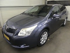 Toyota Avensis Wagon - 2.0 VVTi Panoramic Business Special - Trekhaak - Parkeersensoren