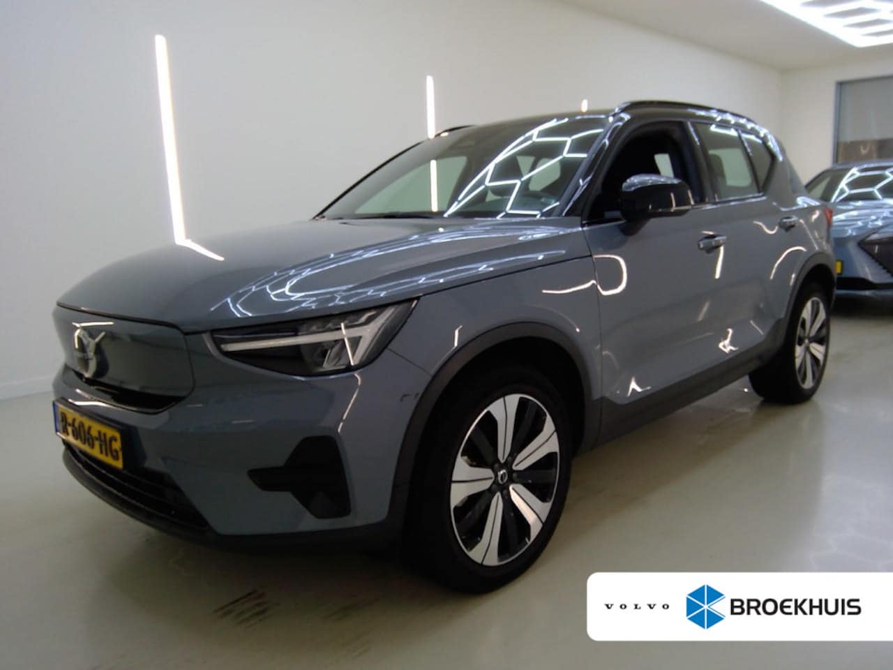 Volvo XC40 - Recharge Plus 70 kWh | Camera | 91% SoH | Keyless | Stoel/ Stuurverwarming | All-Season B - AutoWereld.nl