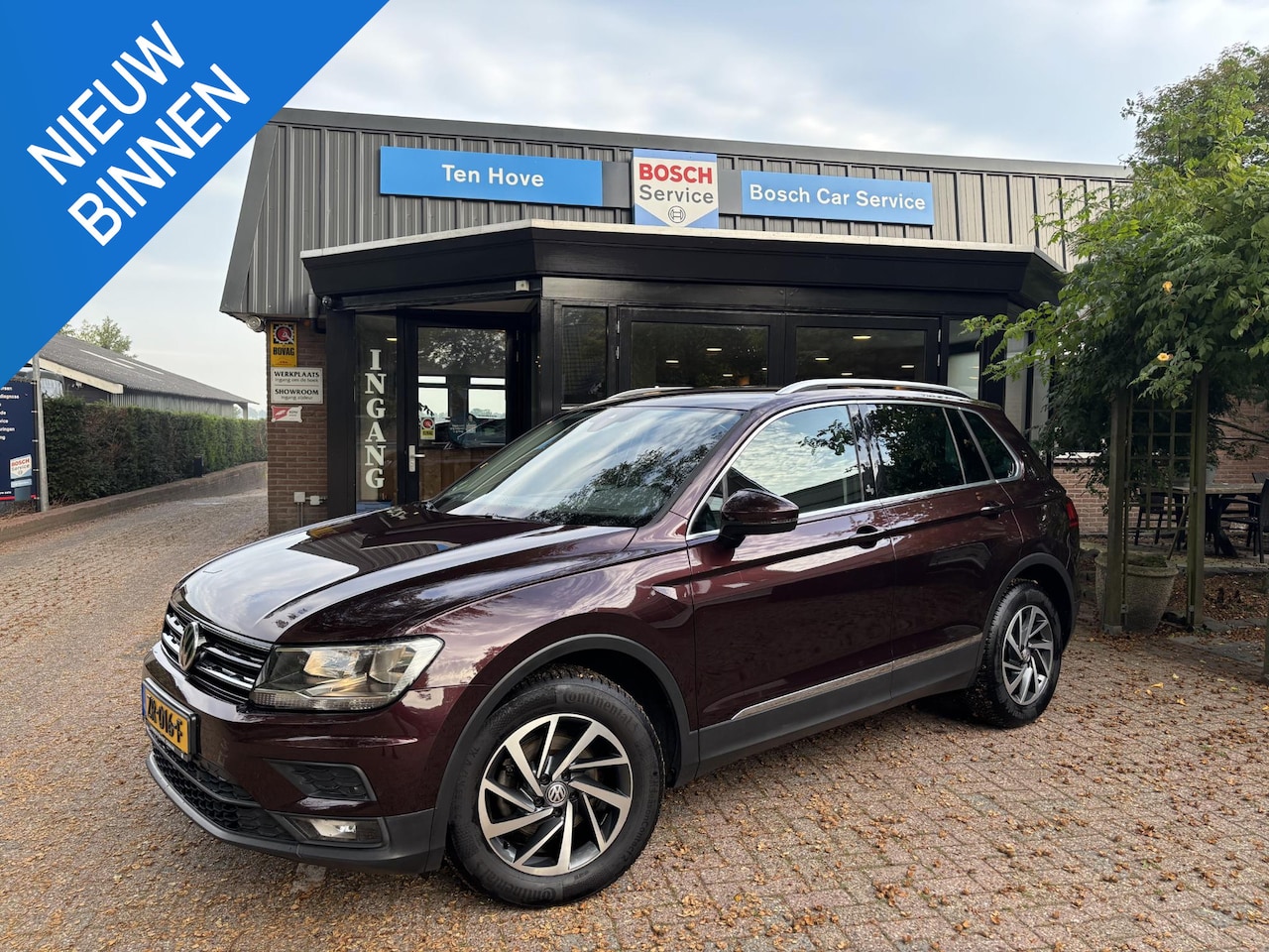 Volkswagen Tiguan - 1.4 TSI Sound|Trekhaak|App-Connect|Acc|navi - AutoWereld.nl