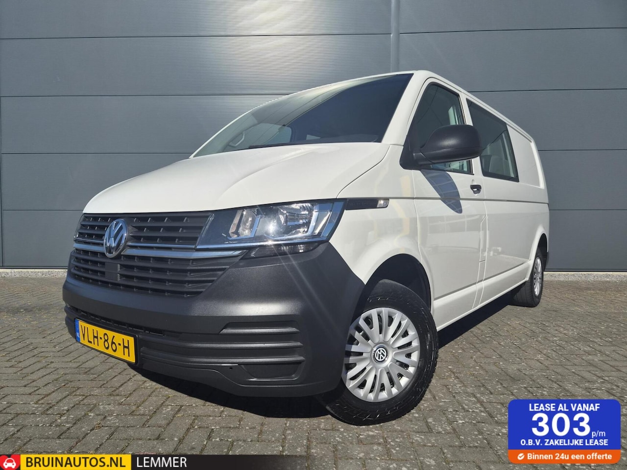 Volkswagen Transporter - 2.0 TDI L2H1 DC Airco cruise 2500 KG - AutoWereld.nl