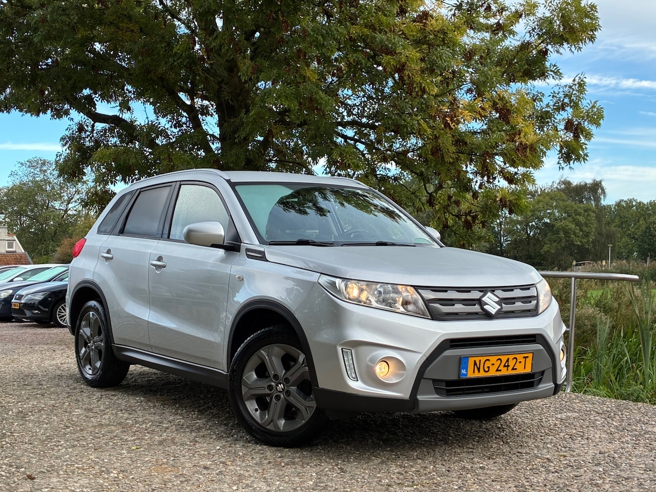 Suzuki Vitara - 1.6 Exclusive | Carplay + Clima + Cruise nu €9.975,- - AutoWereld.nl