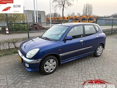 Daihatsu Sirion - 1.3-16V VTi