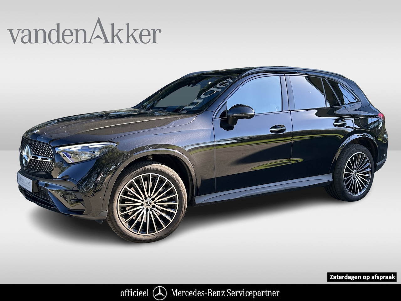 Mercedes-Benz GLC-klasse - 300e 4Matic AMG // Trekhaak // Memory // 360 Camera // Panoramadak // Digital Light // Nig - AutoWereld.nl