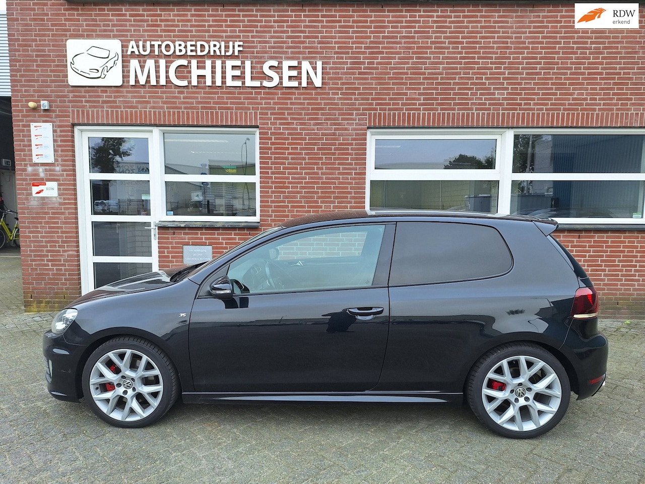Volkswagen Golf - 2.0 GTI Edition 35 2.0 GTI Edition 35 - AutoWereld.nl