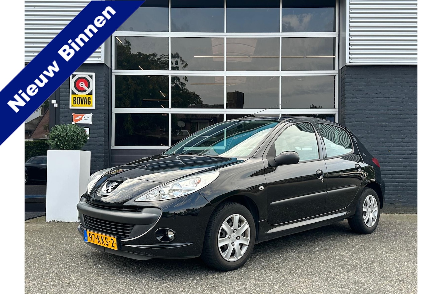 Peugeot 206 - 1.4 XS 1.4 XS, Airco, Radio, 5drs, NAP, APK - AutoWereld.nl