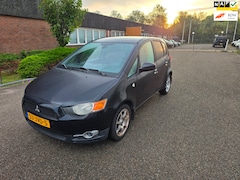 Mitsubishi Colt - 1.3 Intro Edition Airco Boekjes Nap