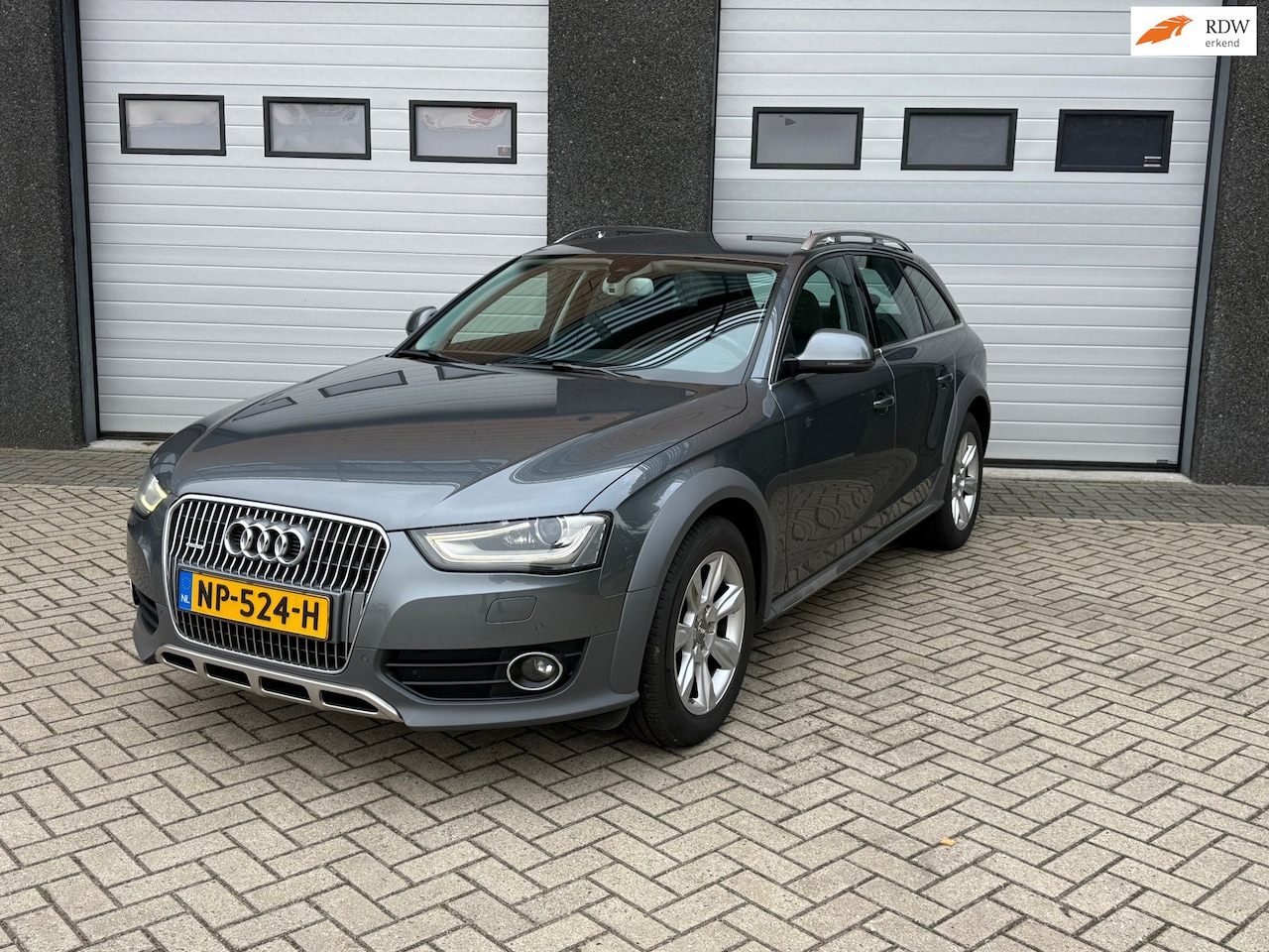 Audi A4 allroad quattro - 2.0 TDI Pro Line Business CLIMA/NWE APK/XENON/NETTE AUTO - AutoWereld.nl