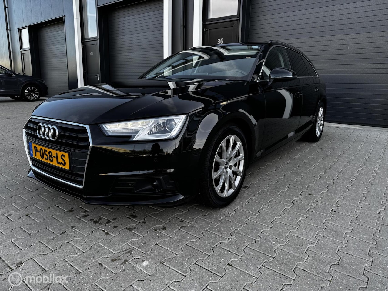 Audi A4 Avant - 2.0 TDI ultra Sport Pro Line S 2.0 TDI ultra Sport Pro Line S Spring Advantag - AutoWereld.nl