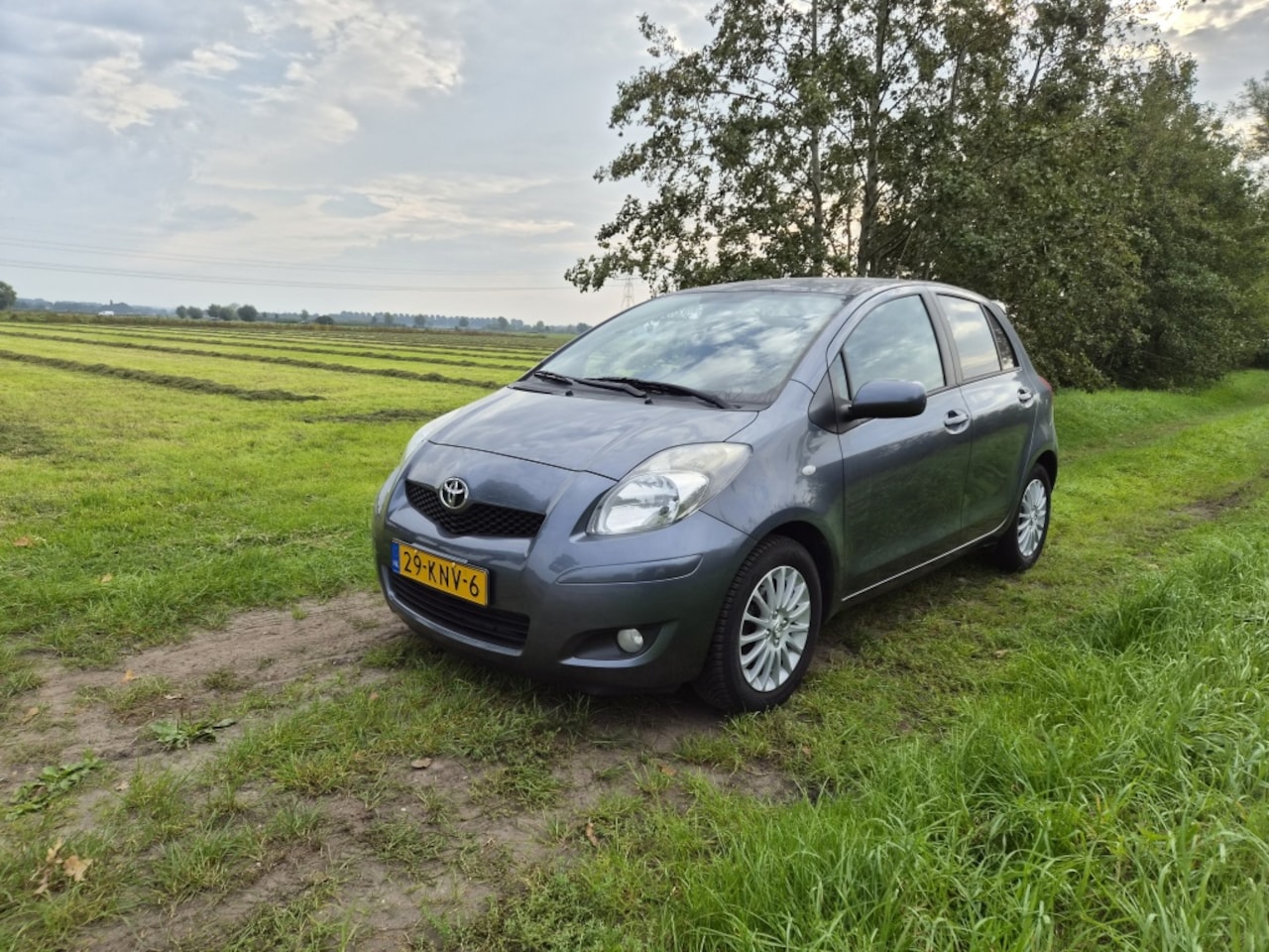 Toyota Yaris - 1.3 VVT-i Dynamic 1.3 VVTi Dynamic - AutoWereld.nl