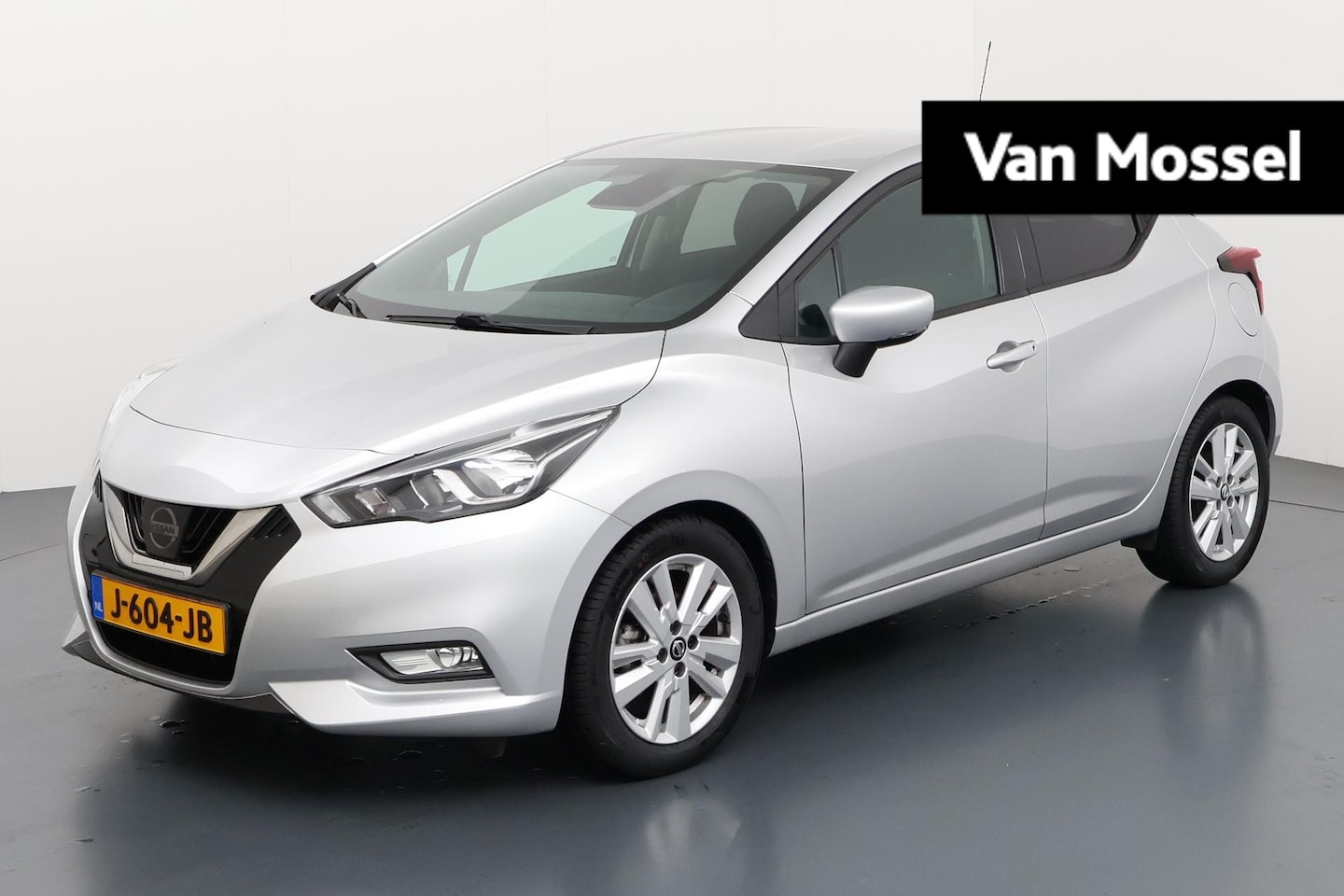 Nissan Micra - 1.0 IG-T N-Connecta | Achteruitrij camera | Navigatie | Lichtmetalen velgen - AutoWereld.nl