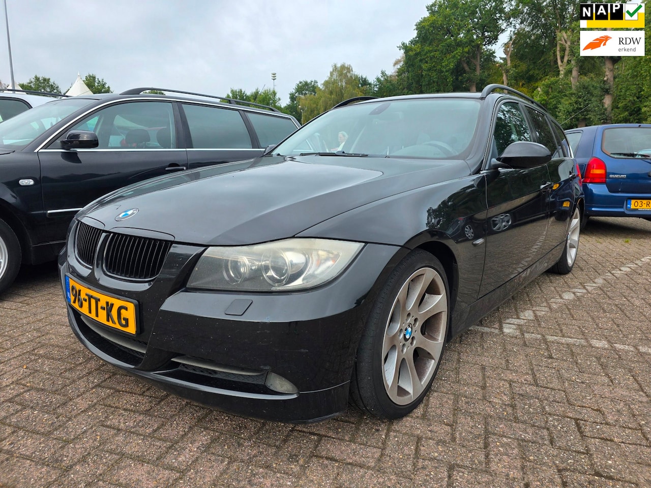 BMW 3-serie Touring - 325i High Executive 325i High Executive - AutoWereld.nl