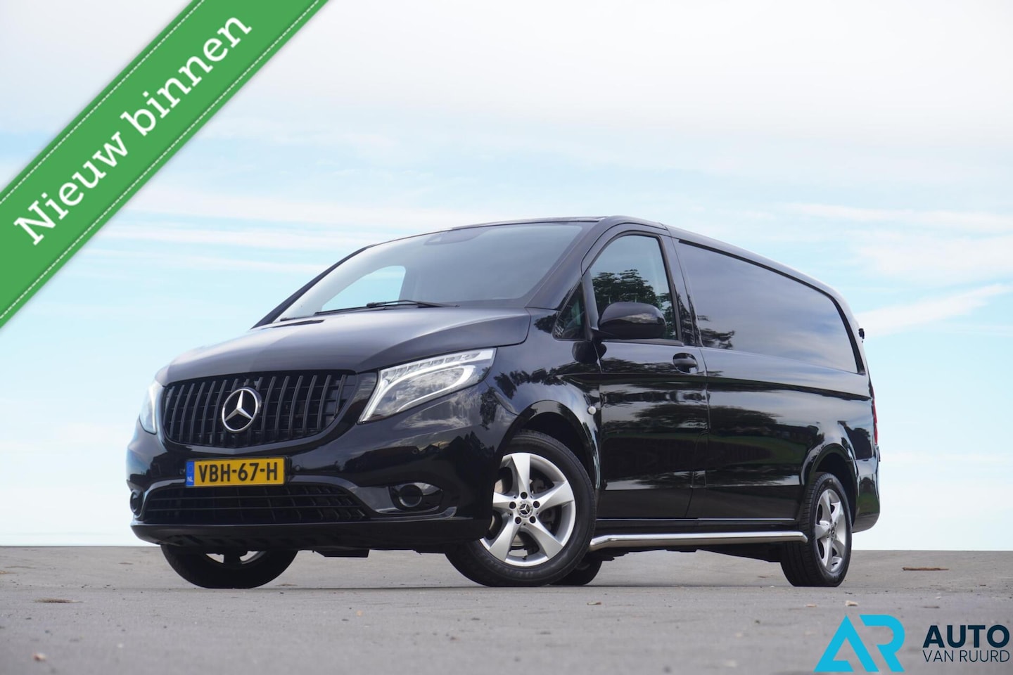 Mercedes-Benz Vito - Bestel 114 CDI Lang DC Comfort - AutoWereld.nl