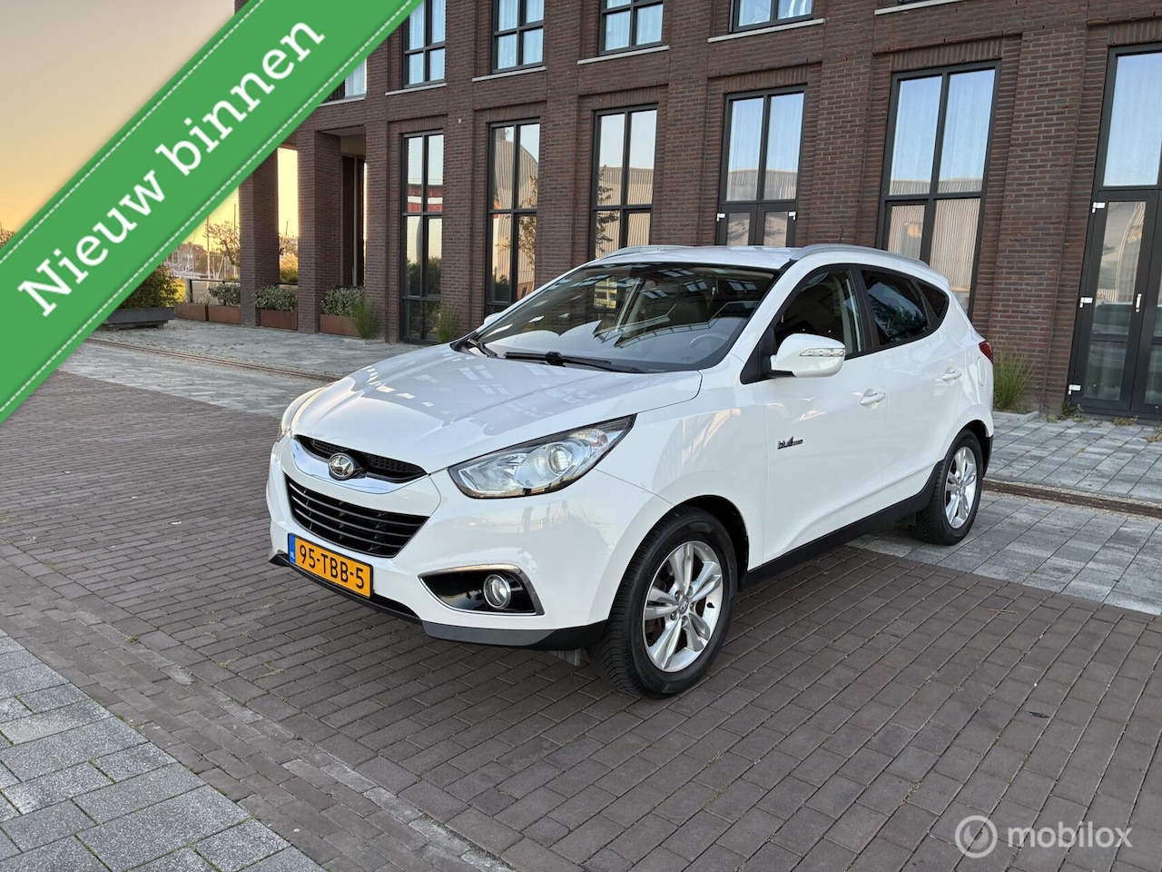 Hyundai ix35 - 1.6i GDI Business Edition Cruise Clima NAP! - AutoWereld.nl