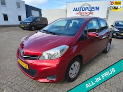 Toyota Yaris - 1.0 VVT-i Now nette maar ook zuinige yaris op all seasons banden met trekhaak