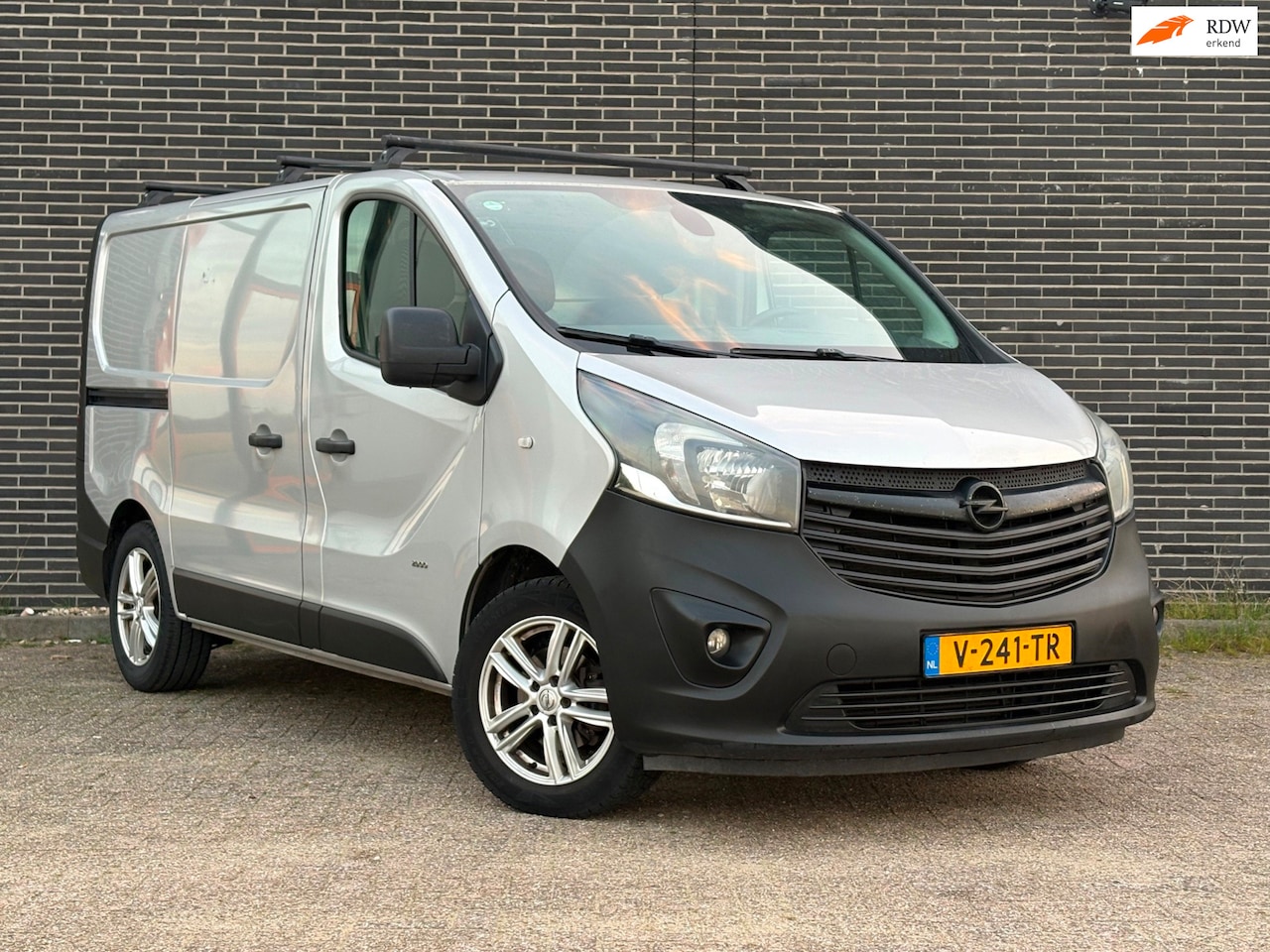 Opel Vivaro - 1.6 CDTI L1H1 Sport EcoFlex Airco, APK! - AutoWereld.nl