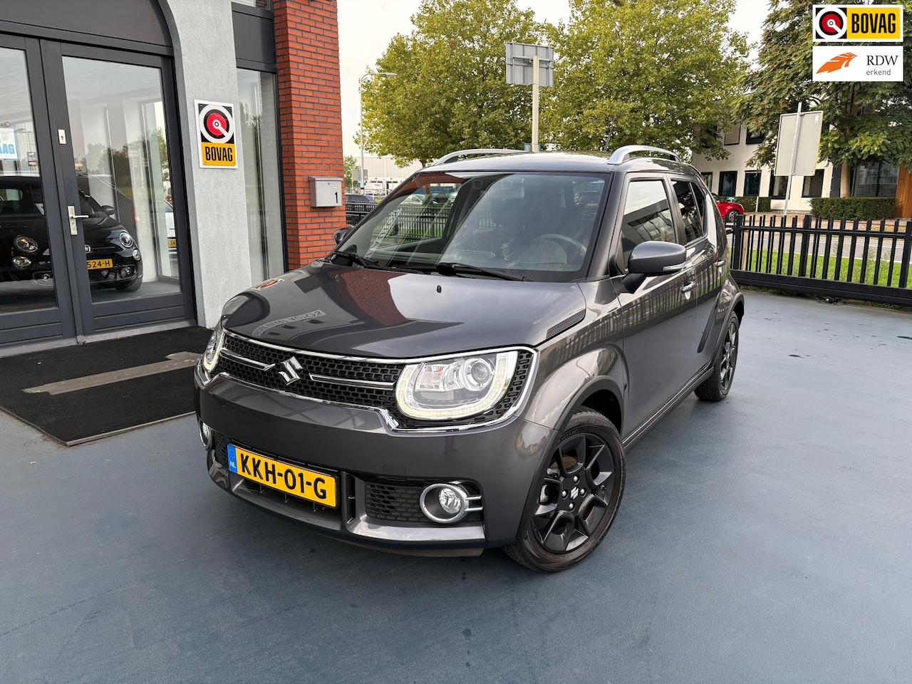 Suzuki Ignis - 1.2 Stijl AUTOMAAT NAVI STOELVERWARMING - AutoWereld.nl