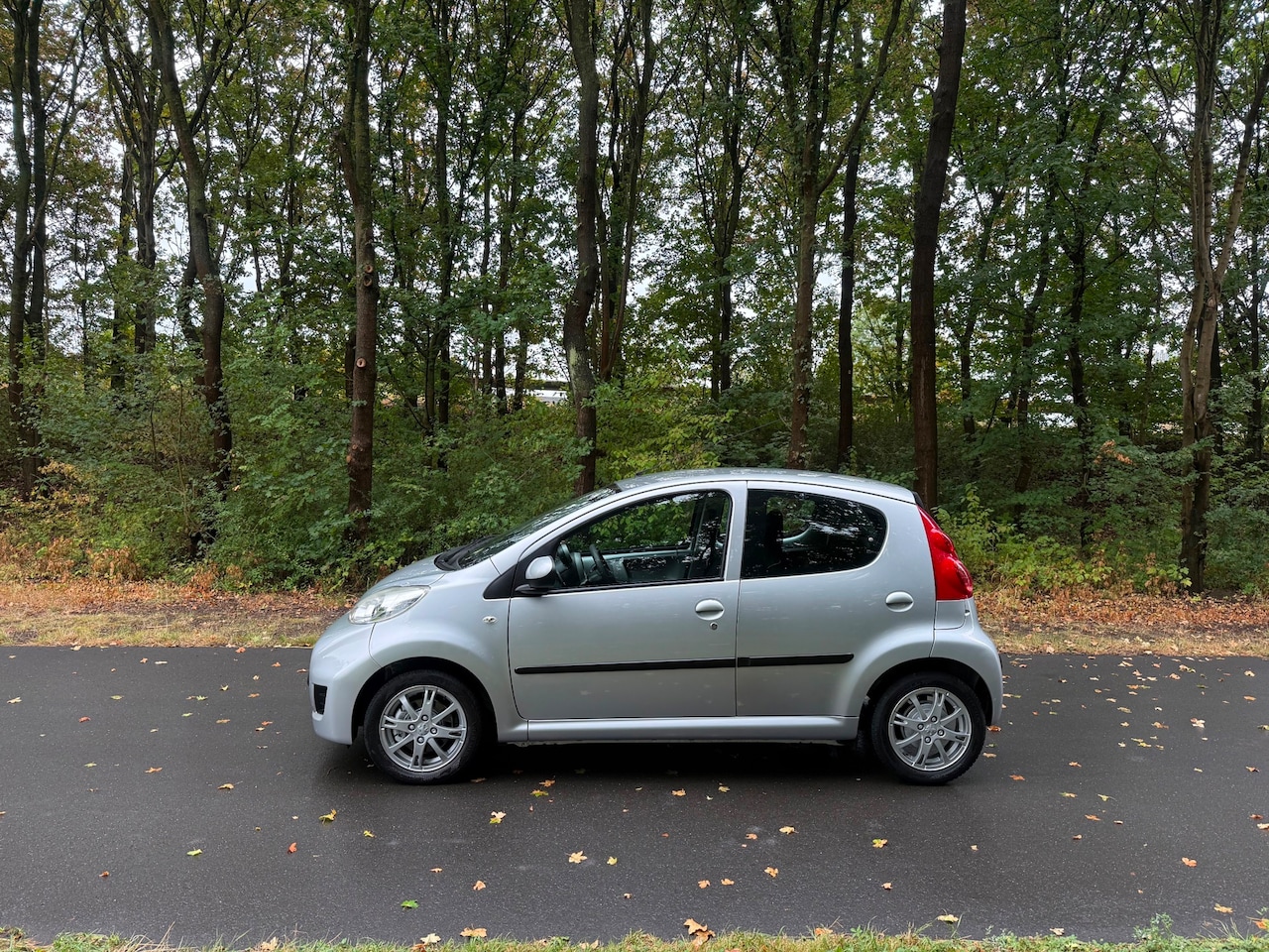 Peugeot 107 - 1.0-12V XS 1.0-12V XS, 4-Deurs, APK, Airco! - AutoWereld.nl