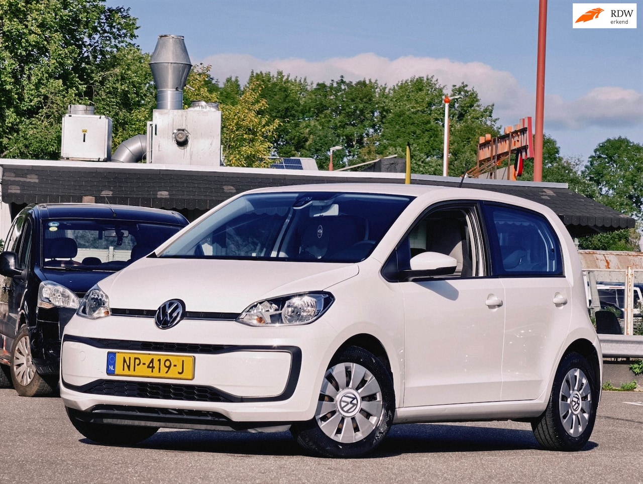 Volkswagen Up! - 1.0 BMT move up! | AIRCO | BLEUTOOTH | NAP - AutoWereld.nl