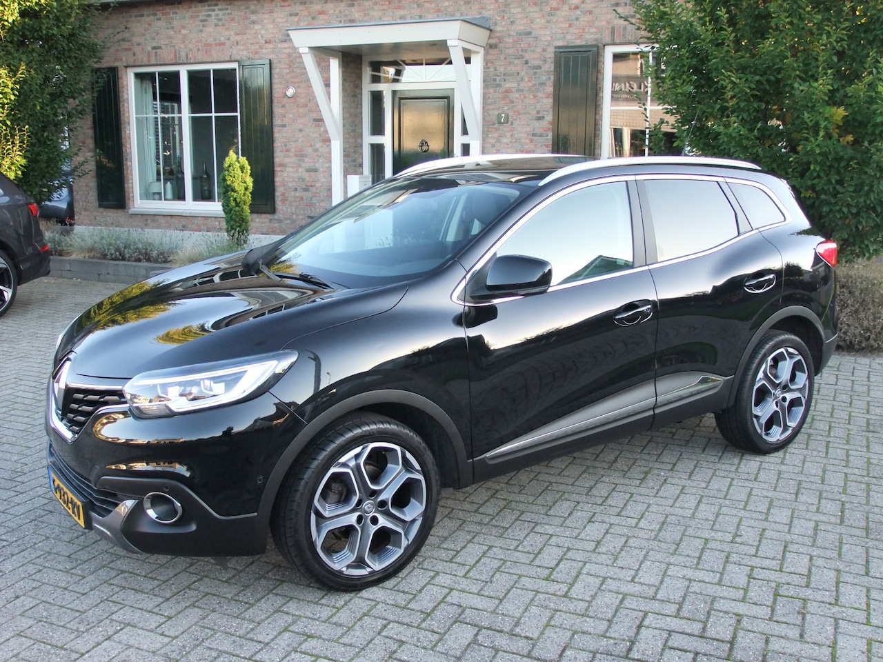 Renault Kadjar - 1.2 TCe Extase 1.2 TCe Extase , Camera , Pana-dak , Led Pure Vision , Pdc , enz - AutoWereld.nl