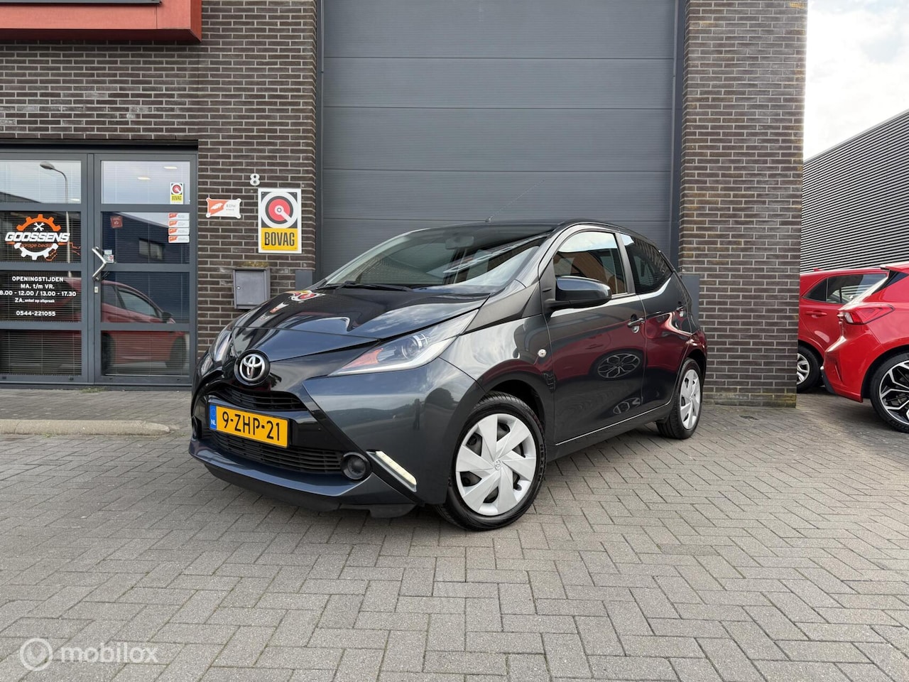 Toyota Aygo - 1.0 VVT-i x-play 1.0 VVT-i x-play - AutoWereld.nl