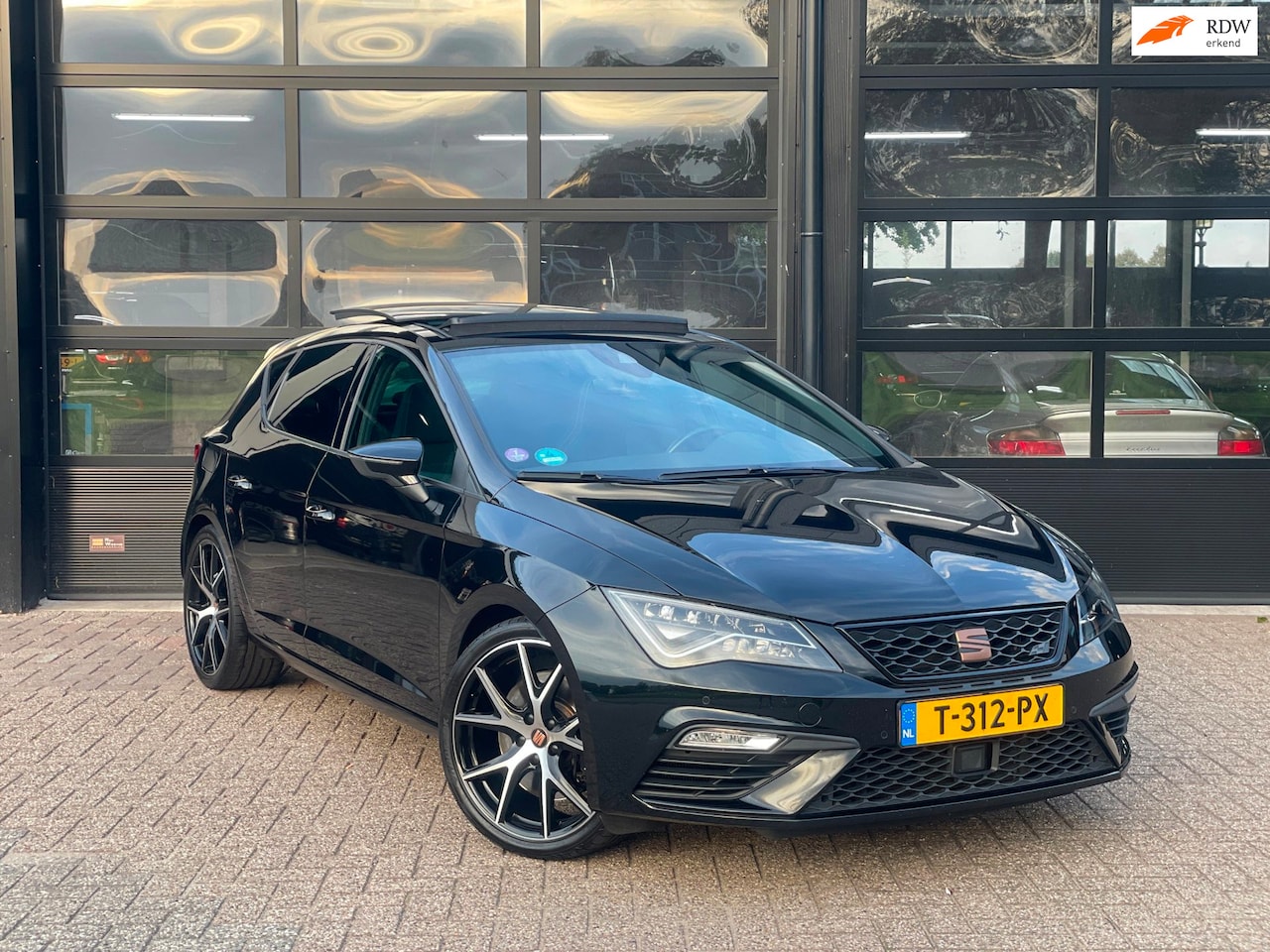 SEAT Leon - 2.0 TSI CUPRA Ultimate Edition 2.0 TSI CUPRA Ultimate Edition - AutoWereld.nl
